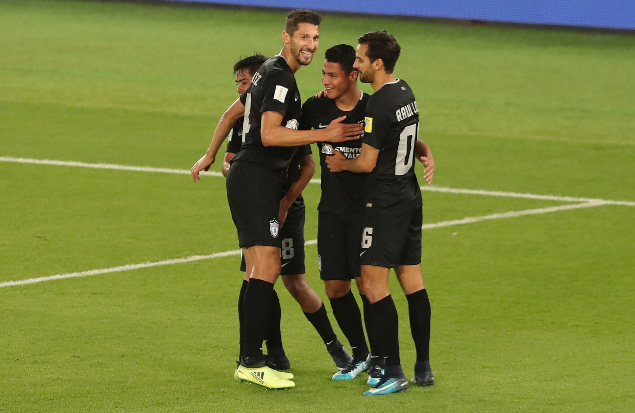 Querétaro y Pachuca golean en torneo mexicano de fútbol ...