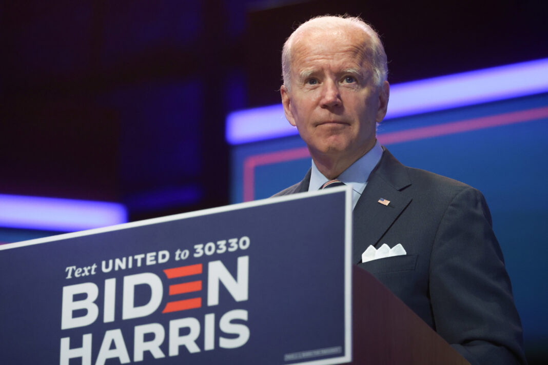 FOTO DE ARCHIVO: El candidato demócrata a la presidencia de Estados Unidos, Joe Biden, durante un acto de campaña celebrado en Wilmington, en el estado de Delaware, EEUU, el 16 de septiembre de 2020. REUTERS/Jonathan Ernst
