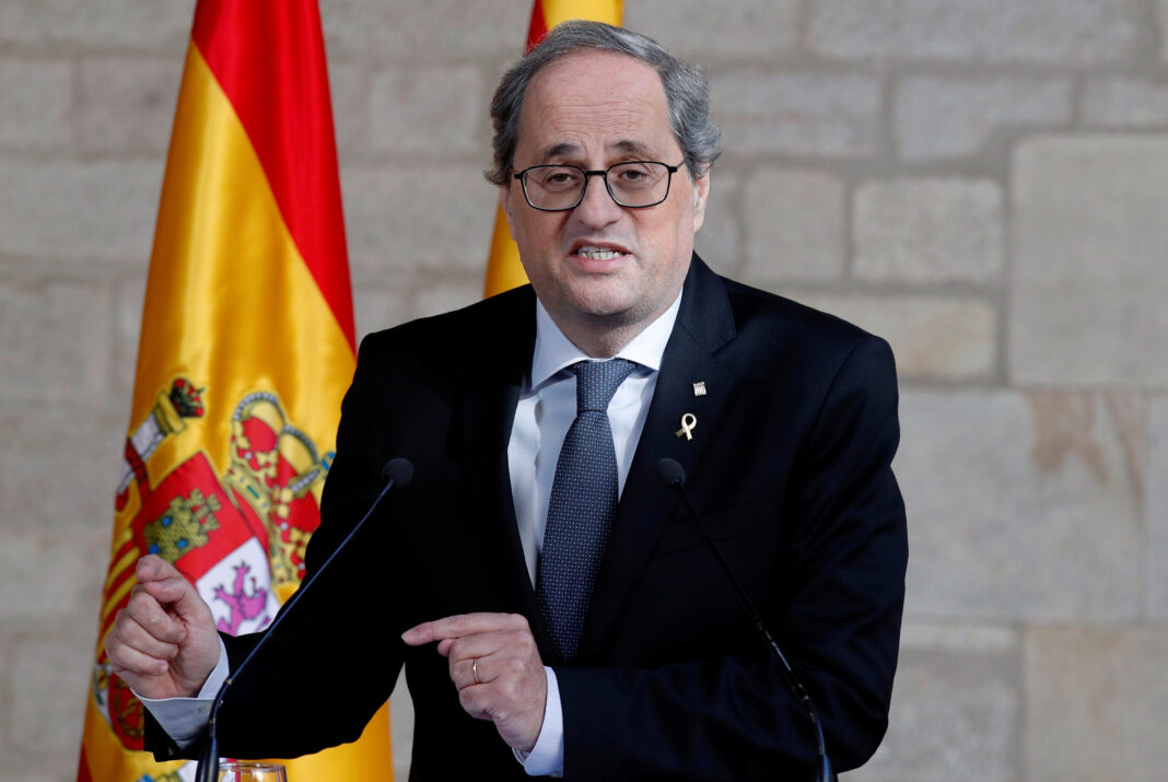 FOTO DE ARCHIVO: El presidente de la Generalitat de Cataluña asiste a una conferencia de prensa después de reunirse con el presidente del Gobierno Pedro Sánchez en el Palau de la Generalitat en Barcelona, España, el 6 de febrero de 2020. REUTERS/Albert Gea